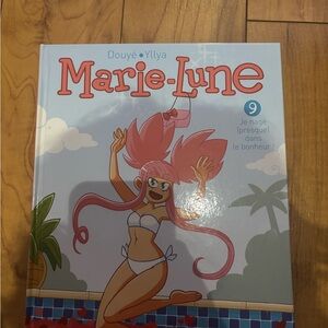 Marie-Lune Comic Book by - Pink Cover